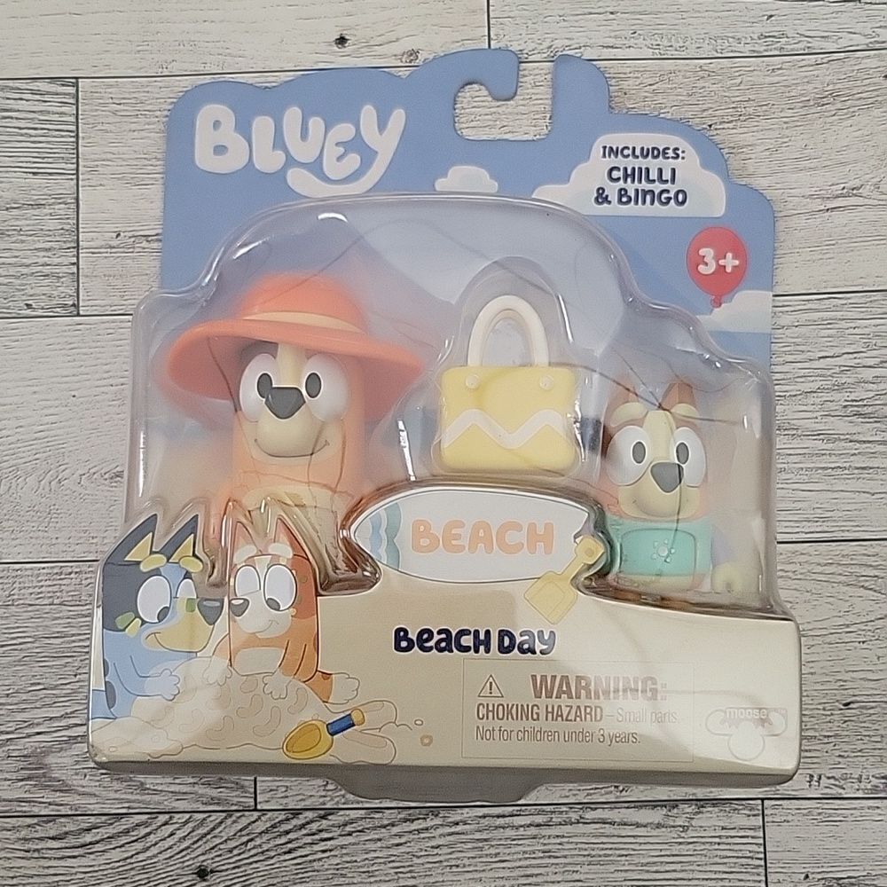 Bluey Beach Day Figures